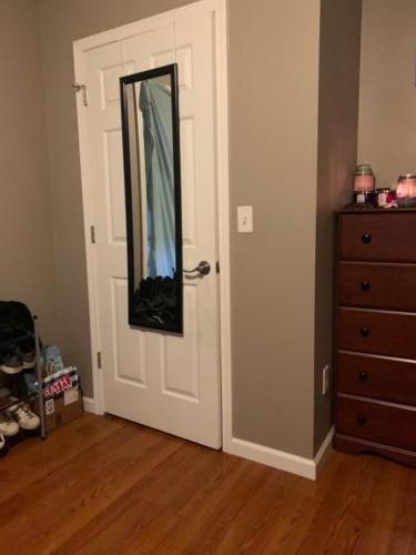 318/320 bedroom closets